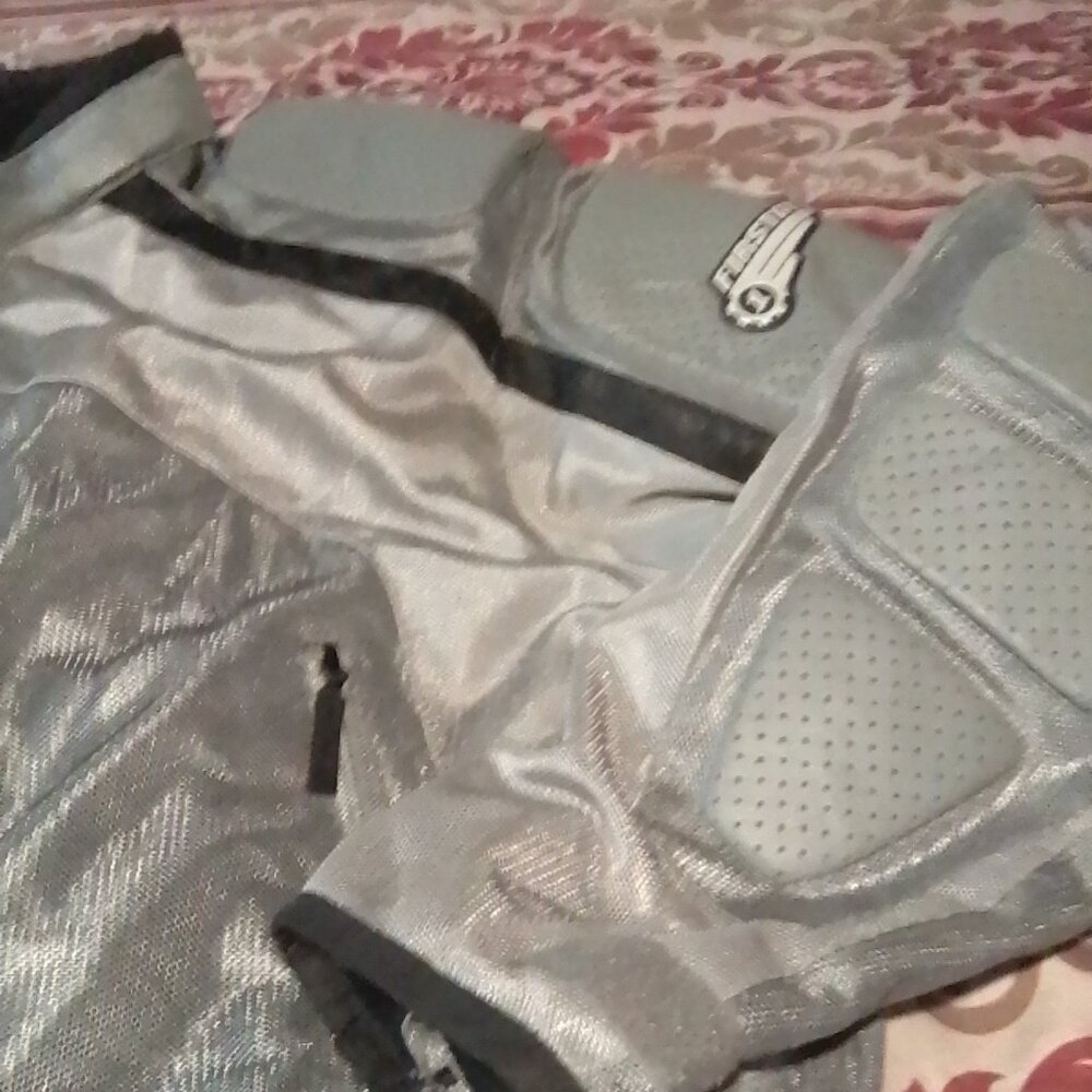 Men's Reflective Performance Jacket in Silver - Picture 3 of 6